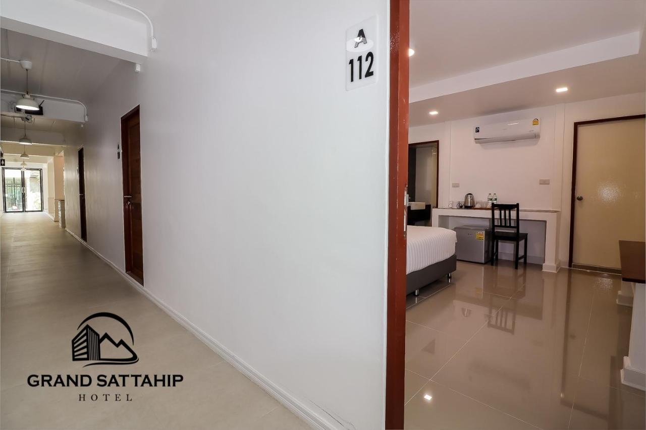 Grand Sattahip Hotel Luaran gambar